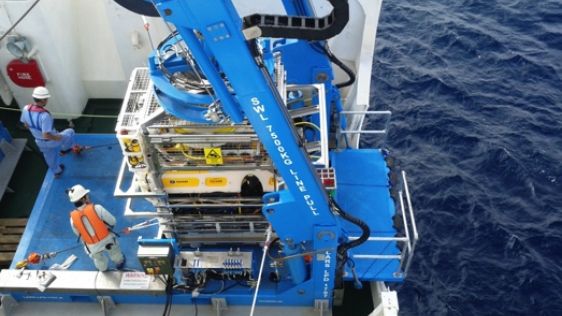 Using a Leopard and a Falcon ROV for Subsea Mining Exploration
