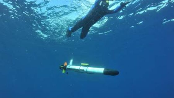 OceanServer Iver2 AUV with EdgeTech 2205