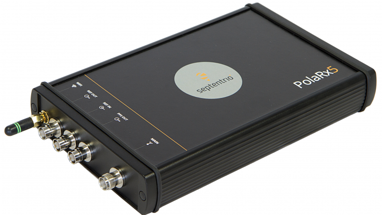 GNSS Receiver for Time and Frequency Transfer Applications