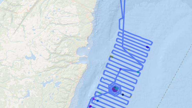 Snow crab tracking using wave gliders