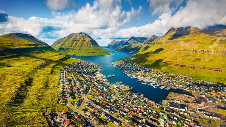 The challenges of surveying the Faroe Islands
